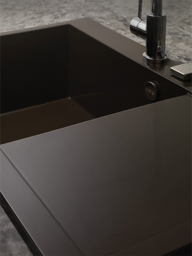 Shira 503 Roc Stone® · detajl oblike in površine